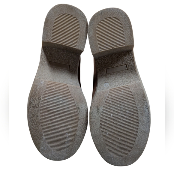 Torrid Crepe Heeled Loafer Tan Size 11 - Picture 5 of 12